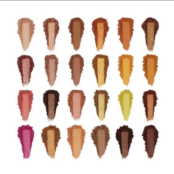 Kylie Cosmetics 24K Pressed Powder Palette. - Picture 4 of 7